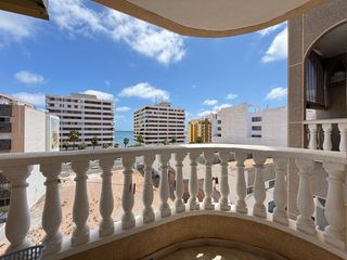 Apartament  Calle san miguel de salinas. Apartamento en acequion con vistas al mar y a 100 metros de play