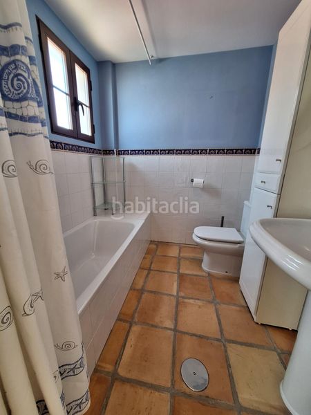 Foto 8de031a0-f476-4b89-bbd9-35f63895e4e8. Casa amb aparcament piscina a Golf Bahía Finestrat