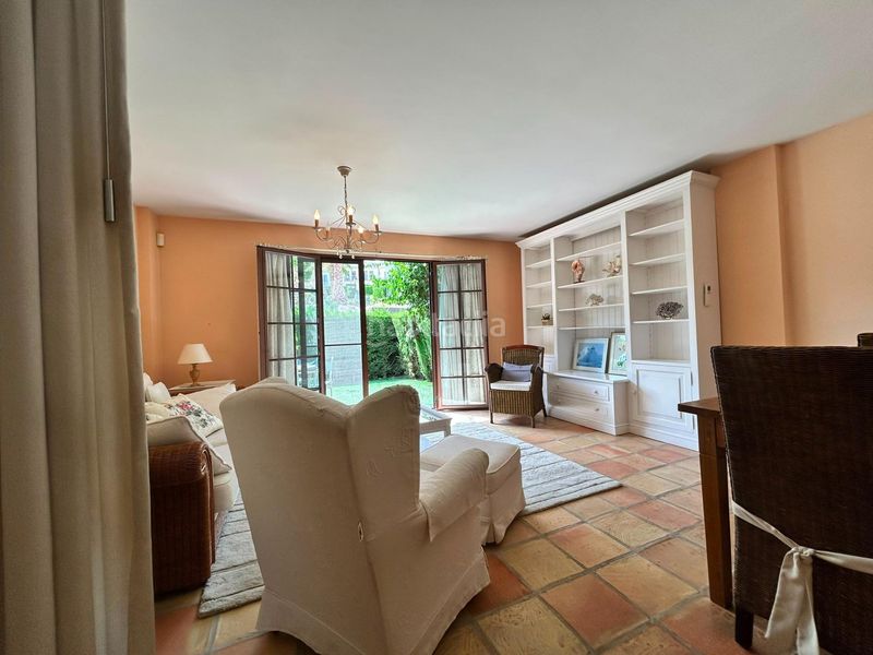 Foto a5a09205-a56b-4f47-b458-71bfb844b6a5. Casa amb aparcament piscina a Golf Bahía Finestrat