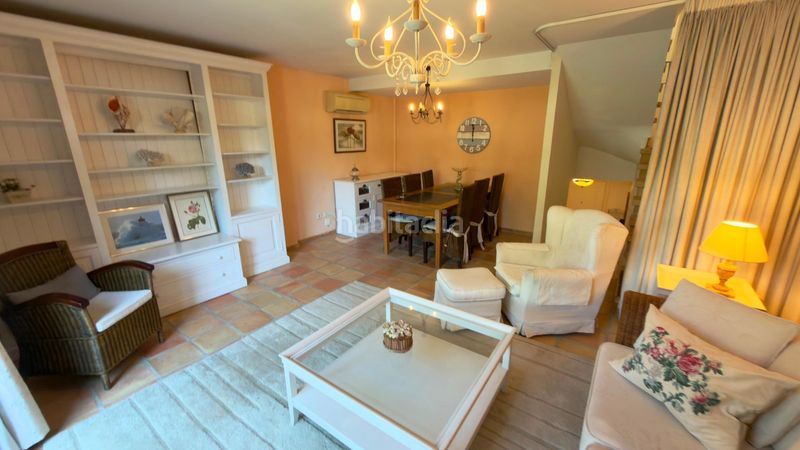 Foto b8c3c3a9-8d20-41d5-b0ab-57fd5a3440c4. Casa amb aparcament piscina a Golf Bahía Finestrat