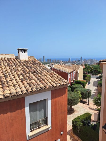 Foto d1f1c78e-6b58-490b-ada3-220a37f5c6ce. Casa amb aparcament piscina a Golf Bahía Finestrat