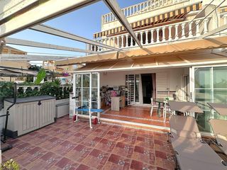 Reihenhaus in El Moncayo - El Pòrtic. Se vende bonito adosado de 3 dormitorios 2 baños