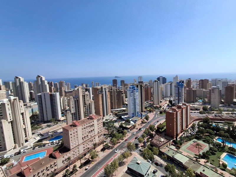 Foto 31155c96-72b1-4c3e-9342-fcadb25cd7f7. Pis amb aparcament piscina a Juzgados - Plaza de Toros Benidorm