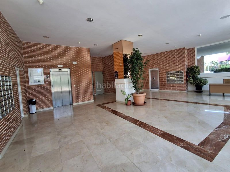 Foto f4bd2193-427b-4d2c-936c-8f7f969daa00. Pis amb aparcament piscina a Juzgados - Plaza de Toros Benidorm