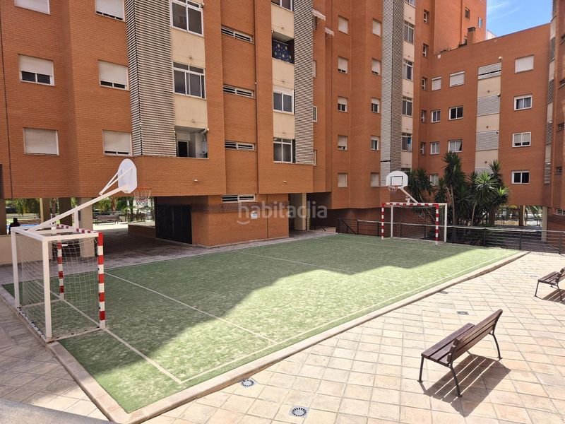 Foto 5d25d49b-a996-4289-882a-d46778be40b5. Pis amb aparcament piscina a Babel Alicante