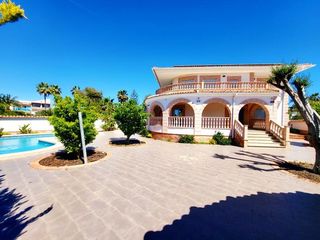 Chalet  Galicia. Espectacular villa de lujo en ciudad quesada  rojales