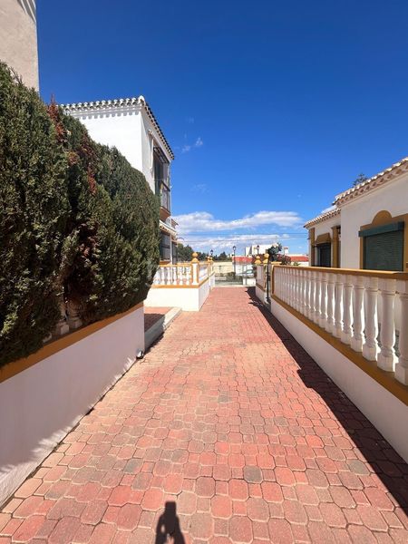 Foto c1764681-26e1-4a51-a5ae-9cb945024ca1. Casa amb aparcament a Cañada del Molino Torrevieja