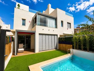 Miete Chalet  Avenida pintor fernando soria "britania golf". Impresionante villa independiente de alquiler con piscina propia