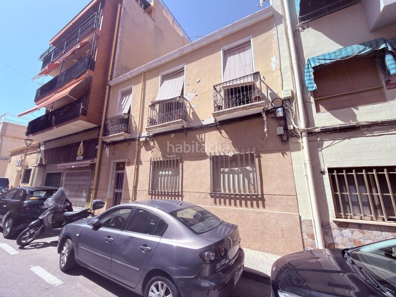 Foto c37217a1-c10f-4a93-a803-1d99b9ad9d6d. Edifici a San Antón Alicante