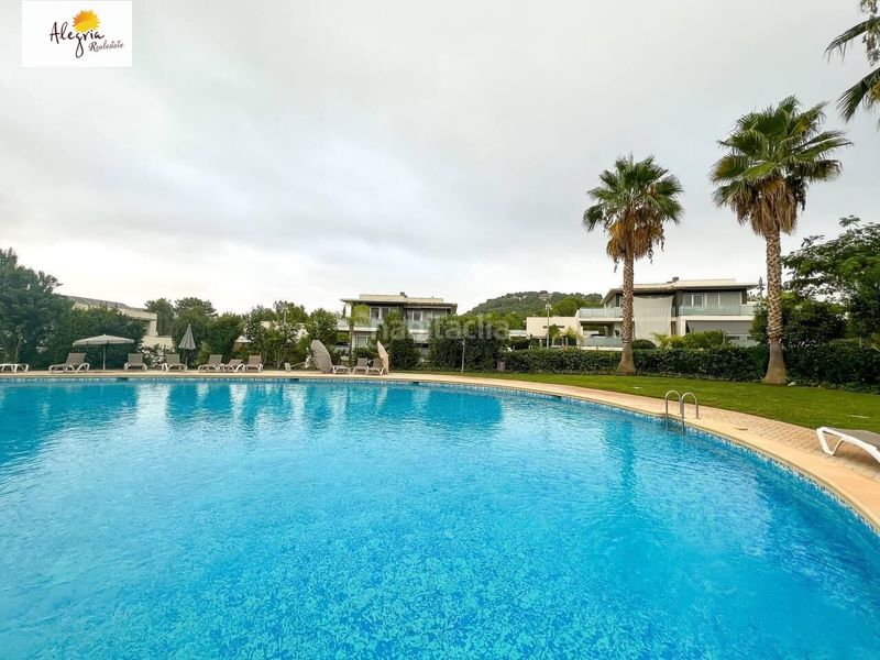 Foto e355ec70-4ce0-465c-bc3f-8c0d18e742a6. Xalet amb calefacció aparcament piscina a El Bosque Chiva