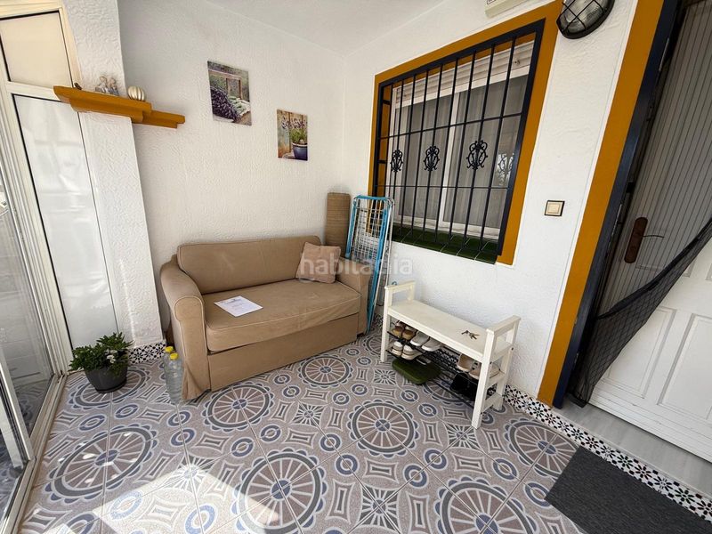 Foto aced5194-e6f9-497d-a5f8-33b4bbb315cb. Casa amb piscina a Zona Carrefour - Urbanizaciones Torrevieja
