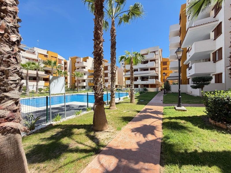 Foto 7bf71b28-59a5-478f-a49f-9029afbd6013. Appartement mit heizung parking pool in Punta Prima Torrevieja