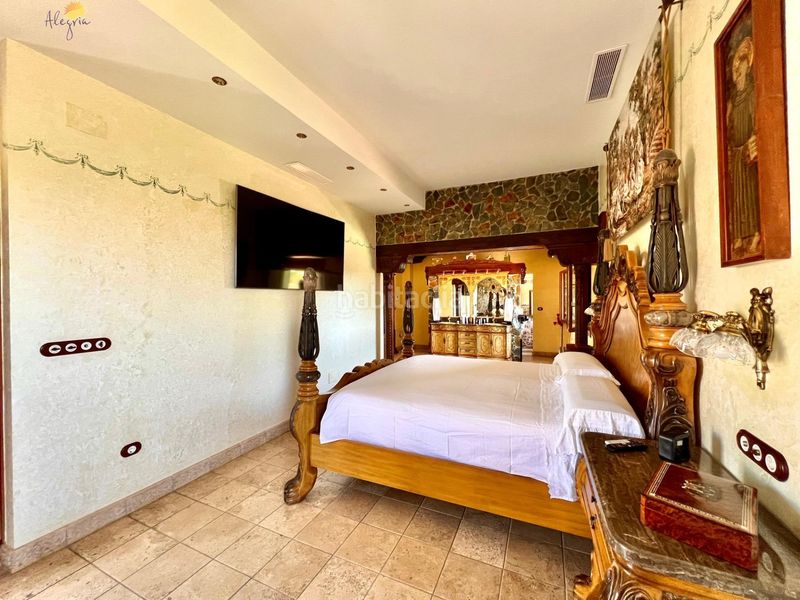 Foto 31706c93-f9e9-46e1-bcf8-7b0ee65f0b47. Chalet el nuevo lujo 7.170m para vivir el mediterraneo a otro ritmo en Almoradí