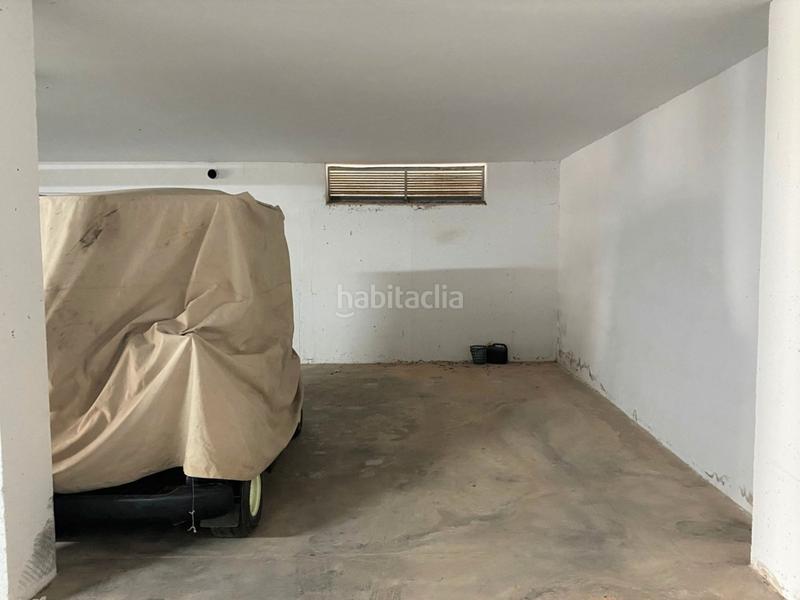 Foto e71c0bd7-3731-489a-b2e3-e62b899b95c5. Car parking in Villamartín-Las Filipinas Orihuela