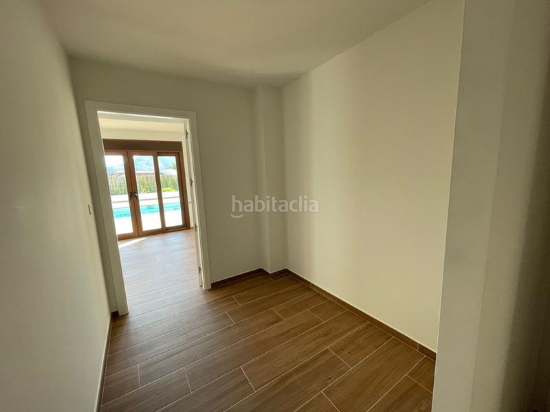 Foto ebfffce6-ca7b-41cf-bd8c-d77dc467c9cf. Xalet amb calefacció aparcament piscina a Altea ciudad Altea