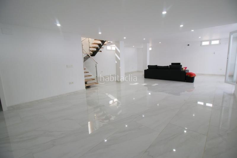 Foto 538b1a19-9b69-4405-930a-646d7c9cf296. Chalet villa de obra nueva en zona av. Coloma de la nucia en Nucia (la)