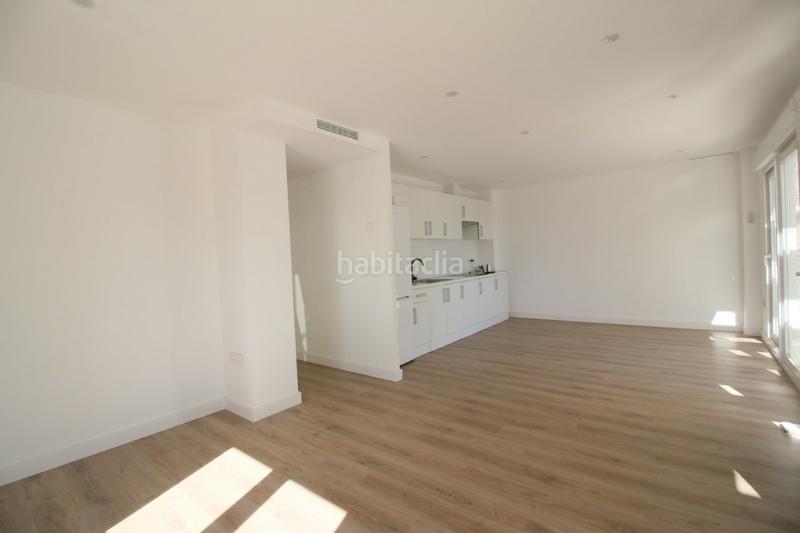 Foto 565c6865-24bf-4fa0-920d-c4fbfcce83f6. Chalet villa de obra nueva en zona av. Coloma de la nucia en Nucia (la)