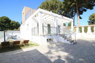 Chalet  Avenida coloma. Villa de obra nueva en zona av. coloma de la nucia