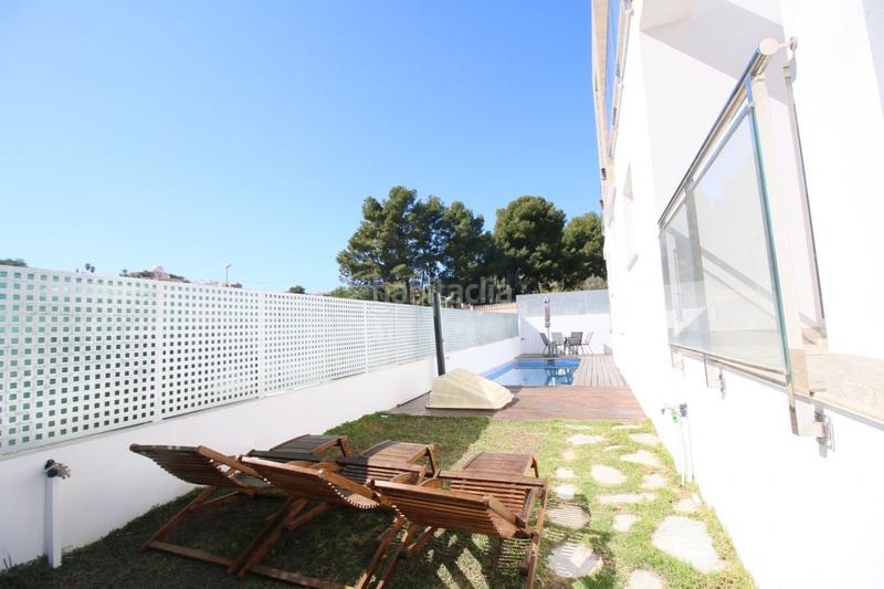 Foto 843d3831-6e04-4f1b-97c6-5ae629813554. Chalet villa de obra nueva en zona av. Coloma de la nucia en Nucia (la)