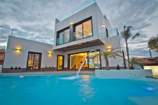 Xalet a San Miguel de Salinas. Bellavista es un gran proyecto, que cuenta con 4 fases. en este