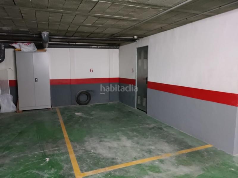 Foto ff082942-7357-4f33-921f-5e5272ec19e4. Aparcament cotxe a Mercado Alicante