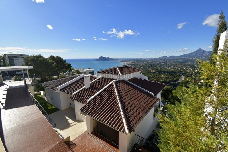 Foto 5e099474-586b-4531-a9f7-ba41452b6ba3. Xalet amb aparcament piscina a Altea hills Altea