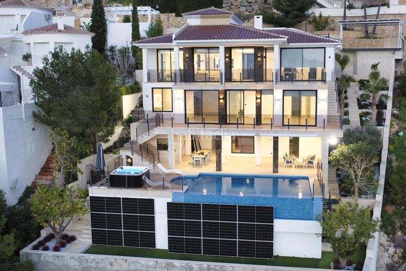 Foto 6a5ecd6a-0a82-4c66-8f89-eac7e6be8580. Xalet amb aparcament piscina a Altea hills Altea