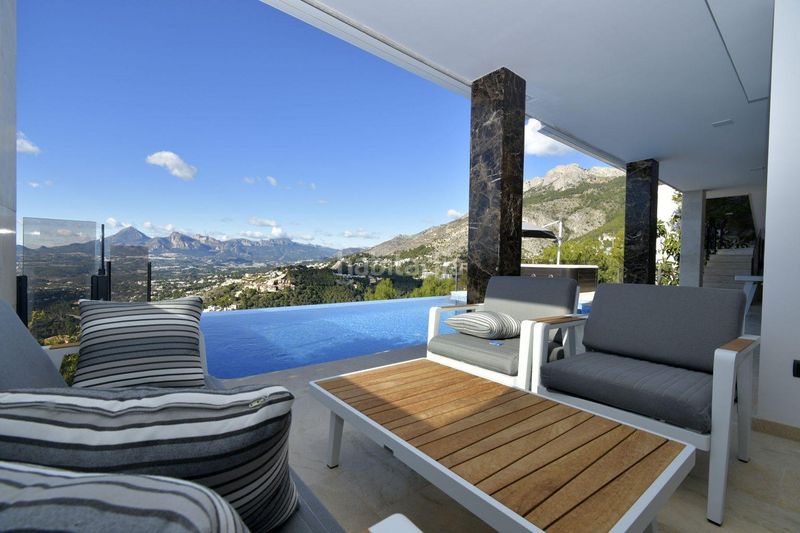 Foto a4679615-d109-408d-98f9-bc2ed4a3dd67. Xalet amb aparcament piscina a Altea hills Altea