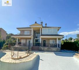 Xalet  Calle vent de ponent. Espectacular chalet a 15 minutos de valencia