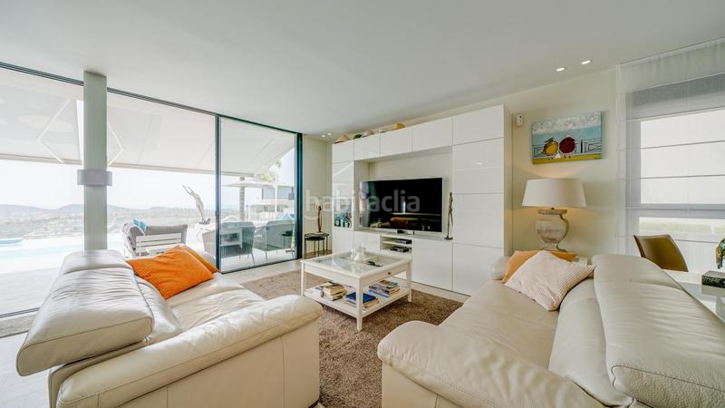 Foto 1f6f54e5-0ac9-4e4b-9a11-14617a7466cb. Chalet with heating parking pool in Finestrat pueblo Finestrat