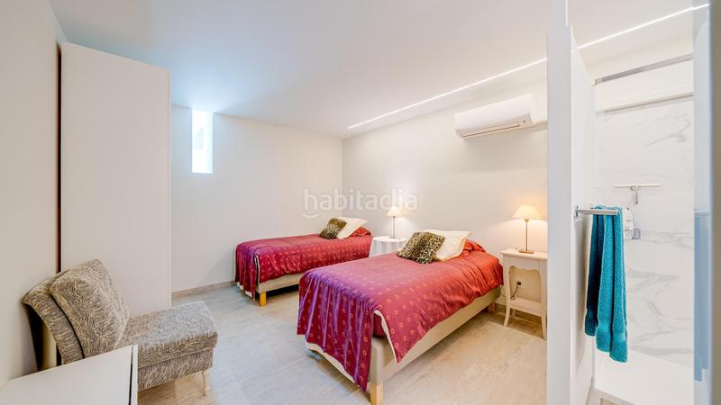 Foto 5088f89d-7bbf-45be-97bc-ffefa669c791. Chalet with heating parking pool in Finestrat pueblo Finestrat