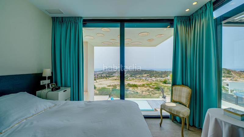 Foto ad9f6072-dbdc-4f08-918f-e03673ea7600. Chalet with heating parking pool in Finestrat pueblo Finestrat