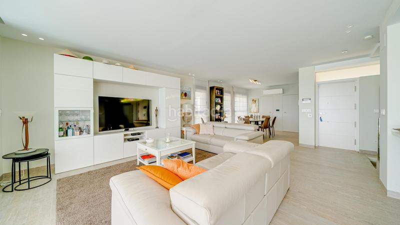 Foto b60ae9a4-7497-45a8-ab46-8d20d37ad263. Chalet with heating parking pool in Finestrat pueblo Finestrat