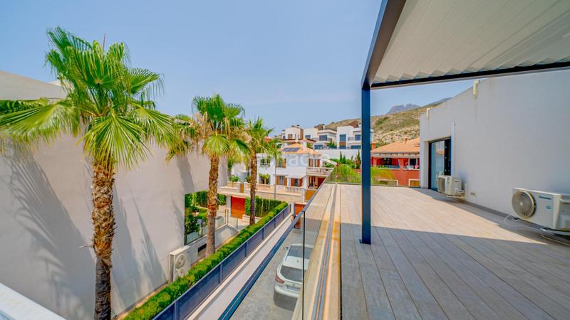 Foto b6394b73-812a-491e-a15c-ce7520d7b307. Chalet with heating parking pool in Finestrat pueblo Finestrat