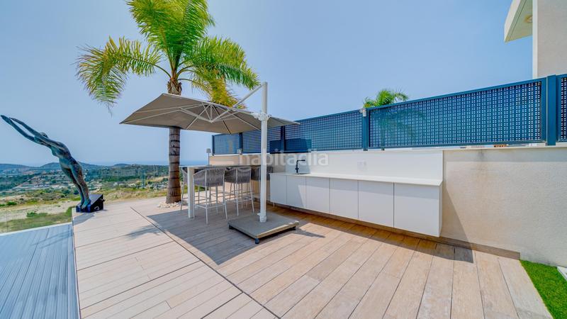 Foto e4c336eb-1ed4-424e-bbc4-c19d929f258b. Chalet with heating parking pool in Finestrat pueblo Finestrat