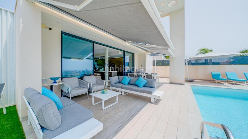 Foto f7e3d65d-d58a-465f-816f-a5075100ad48. Chalet with heating parking pool in Finestrat pueblo Finestrat