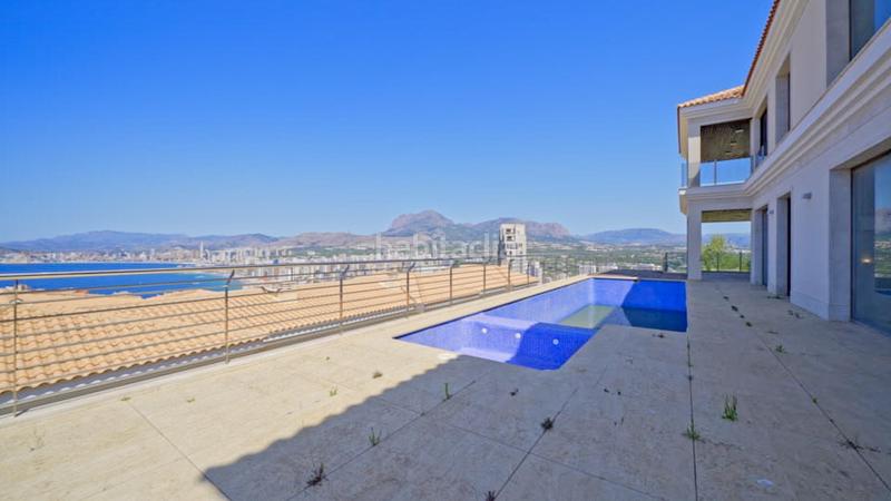 Foto 76bd5d68-554e-4ecf-aac9-171350fedaab. Chalet dans tokio 19 dans Rincón Alto Benidorm