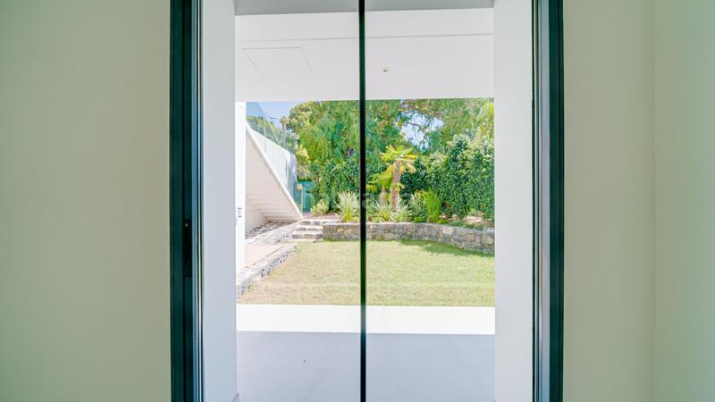 Foto 68c595e8-53dd-41a4-973f-7b57513af4ae. Chalet con riscaldamento parcheggio piscina in Mascarat Altea