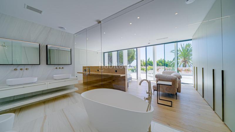 Foto fa02d2d4-2306-4e36-bb88-75be3f73876e. Chalet con riscaldamento parcheggio piscina in Mascarat Altea