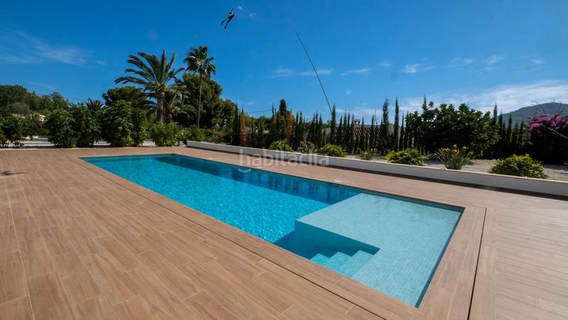 Foto 4b00239f-ca46-4005-a04b-344f47b7f59e. Xalet amb calefacció aparcament piscina a Pueblo-Ubanizaciones Alfàs del Pi (l´)