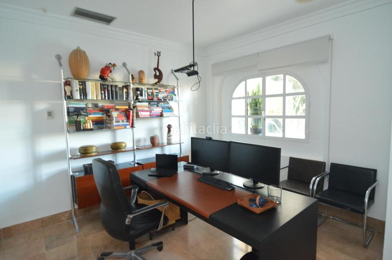 Foto 71f49239-bcb4-492e-afda-dfe6640211af. Chalet mit heizung parking pool in Zona Carrefour - Urbanizaciones Torrevieja