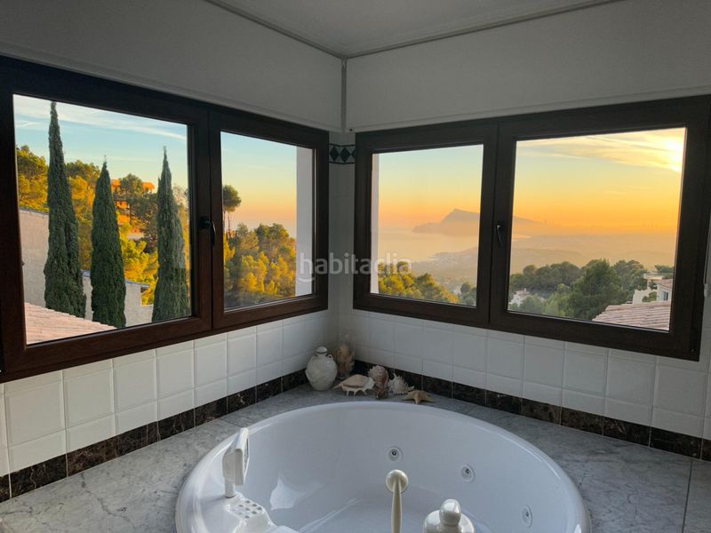 Foto 45d0fe3e-2128-43dd-b077-8ce356664258. Xalet amb calefacció piscina a Altea la vella Altea