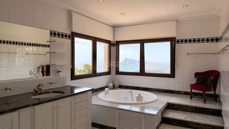 Foto 53be7899-e3b2-46c4-8200-be3a8ab5dbd4. Xalet amb calefacció piscina a Altea la vella Altea