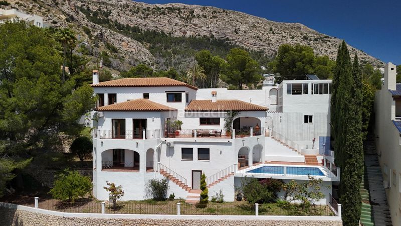 Foto 63b922d2-a634-4c96-a0ba-f90107e406a7. Xalet amb calefacció piscina a Altea la vella Altea