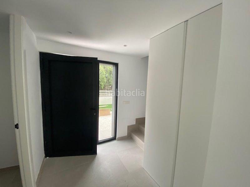 Foto 3997c3ab-7b74-4757-bf43-6ae6afd21c6e. Chalet avec piscine dans Lomas de Cabo Roig - Los Dolses Orihuela