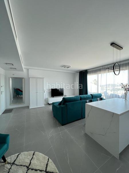 Foto 10796fed-c61a-4f81-b3a7-8f6994e9898b. Rent apartment with heating pool in Playa Poniente Benidorm