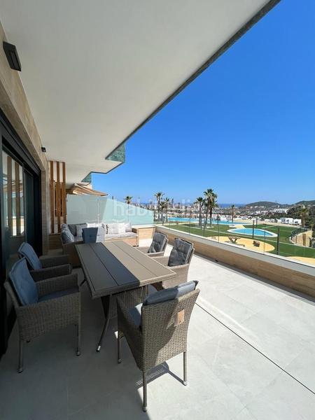 Foto 3784f554-6b88-4320-b301-db71b08caf18. Rent apartment with heating pool in Playa Poniente Benidorm