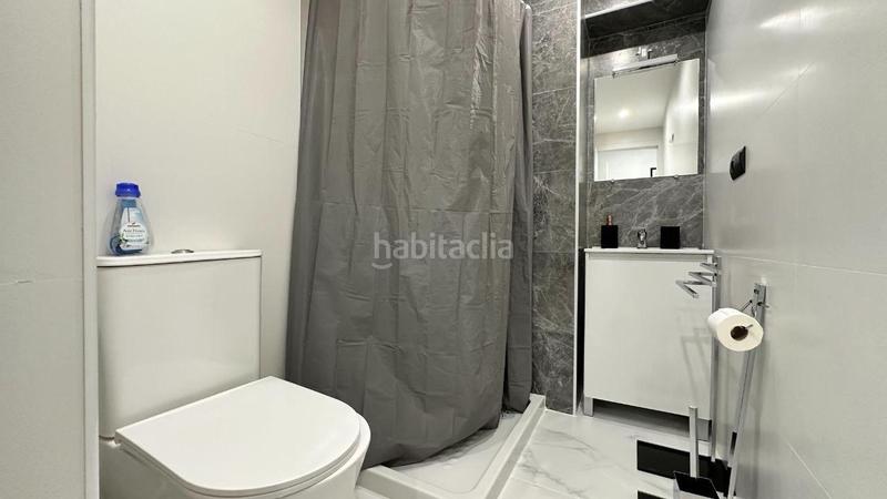 Foto 8f1388b8-7820-400f-a101-fb3fe42721ff. Alquiler estudio alquiler corta temporada estudio Playa Levante en Benidorm