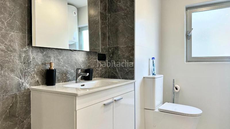 Foto da5f9669-cab8-4e81-b0ae-ecd8b6e02dac. Rent studio with heating parking pool in Playa Levante Benidorm