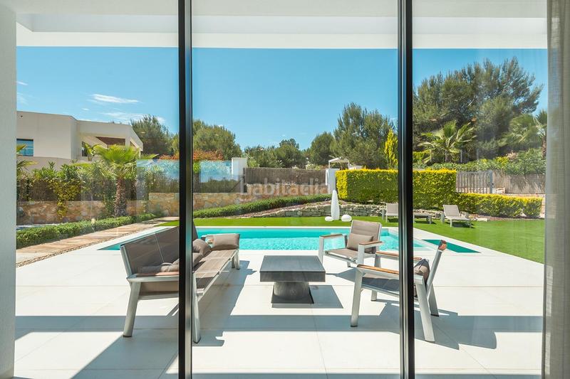 Foto 1ef4186e-72bb-486a-8ad8-021a846231db. Chalet con parcheggio piscina in Fontcalent Alicante